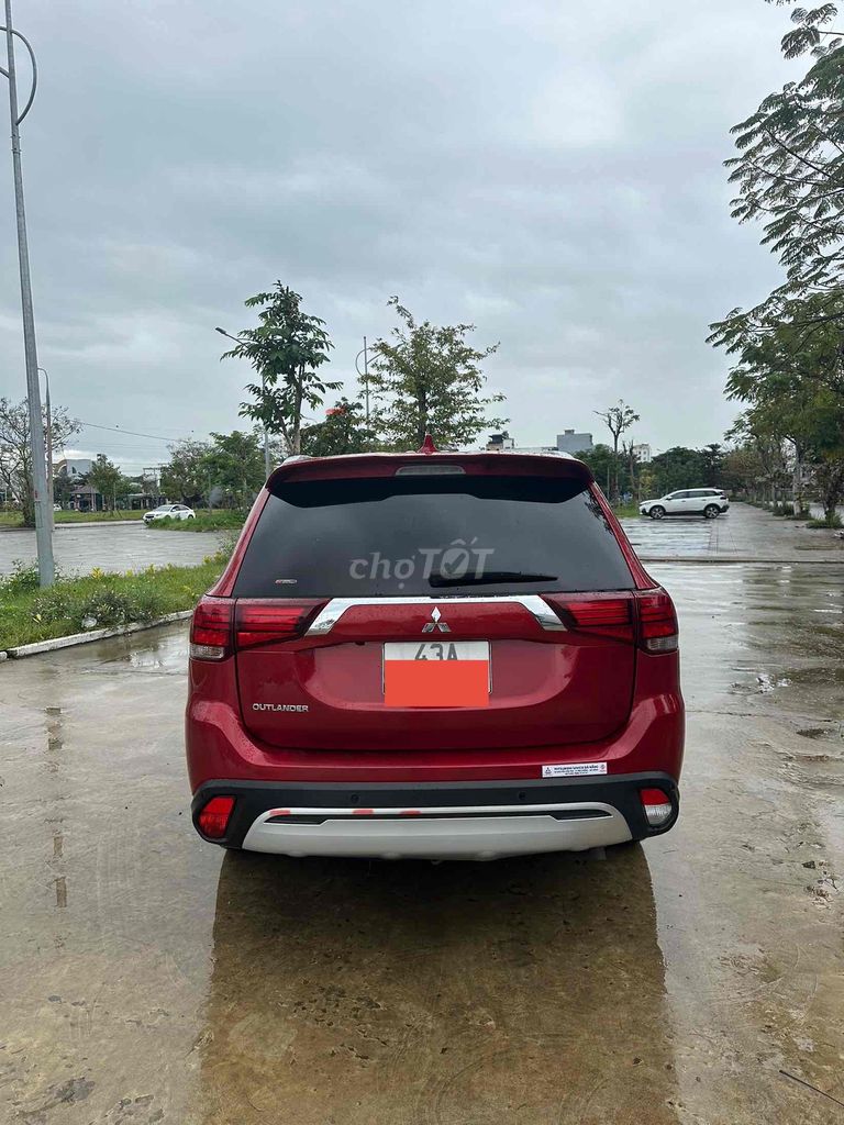 Mitsubishi Outlander 2021 2.0 CVT - 54444 km. Mua bán Ô tô tại Quận Cẩm Lệ Đà Nẵng được đăng bởi Trương Hưng  hình 2