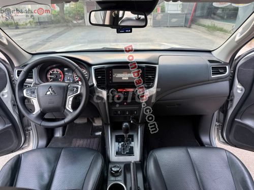 Mitsubishi Triton 4x4 AT Mivec 2019. Mua bán Ô tô tại Quận 1 Tp Hồ Chí Minh được đăng bởi triệu hình 3