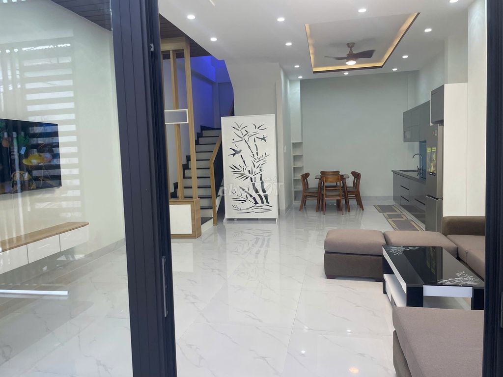 BÁN NHÀ 3 TẦNG SÁT ĐƯỜNG CHÍNH NGUYỄN NHƯ HẠNH GIÁ TỐT. Mua bán Nhà ở tại Quận Liên Chiểu Đà Nẵng được đăng bởi LÊ QUỐC HÙNG hình 3