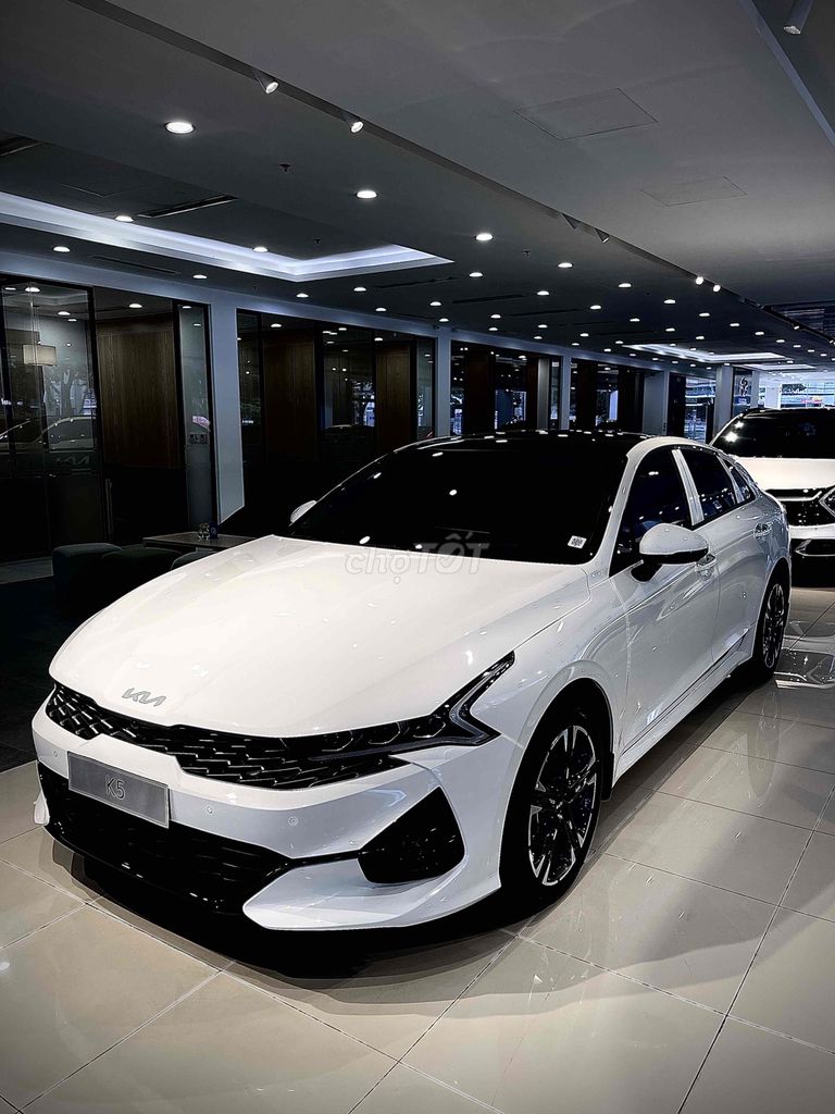 Kia K5 2.0 Premium. Mua bán Ô tô tại Quận Phú Nhuận Tp Hồ Chí Minh được đăng bởi Nguyễn hữu nhất hình 5