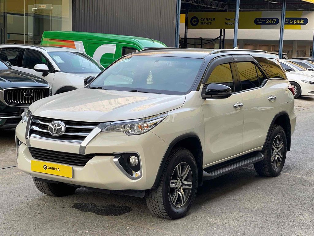Toyota Fortuner 2019 2.4G AT chất xe đẹp. Mua bán Ô tô tại Quận Tân Phú Tp Hồ Chí Minh được đăng bởi Nguyễn Tân Xe Lướt  hình 2