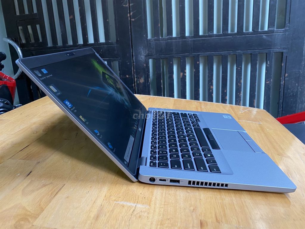 Dell Latitude 5410 i5 hoặc i7 10310 8/256 máy lướt