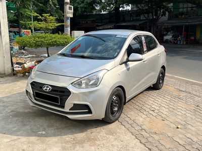 Hyundai Grand i10 model 2019 số sàn màu xám