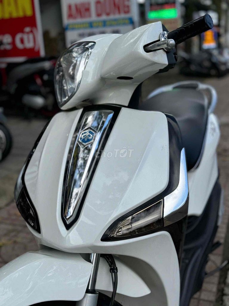 Piaggio Liberty 2017 ABS IGET Trắng. Mua bán Xe máy tại Thành phố Buôn Ma Thuột Đắk Lắk được đăng bởi Ngô quốc Việt  hình 4