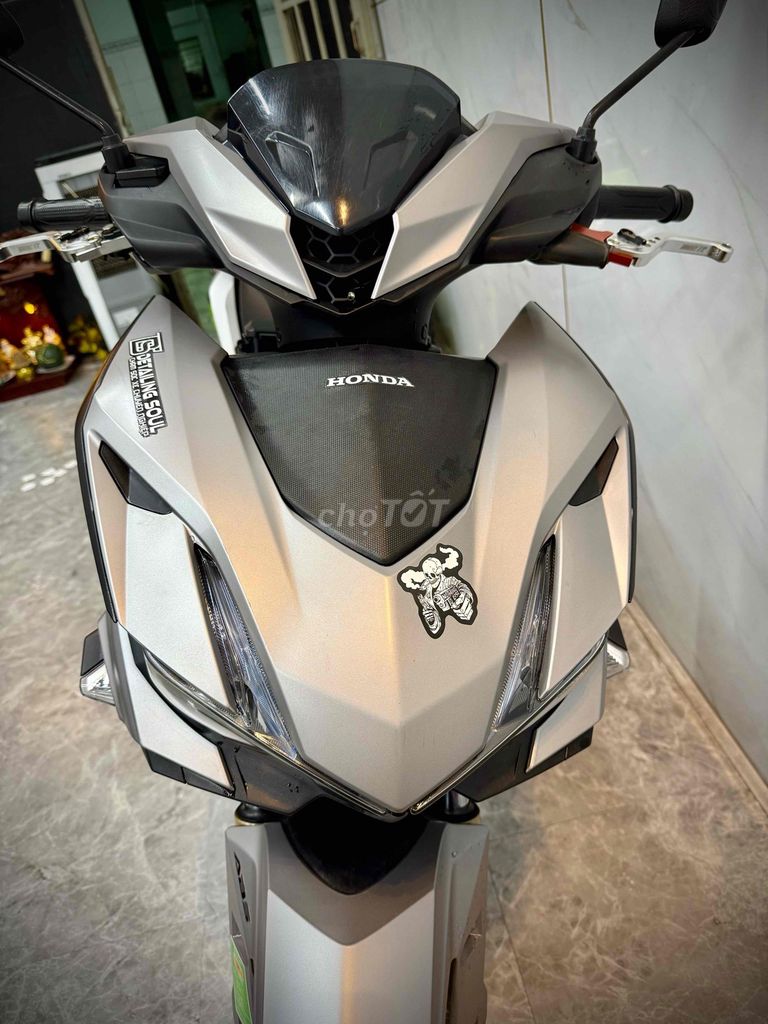 Honda Winner X V4 abs smk bssg chính chủ. Mua bán Xe máy tại Quận 12 Tp Hồ Chí Minh được đăng bởi THÁI THUẬN MOTOR hình 6