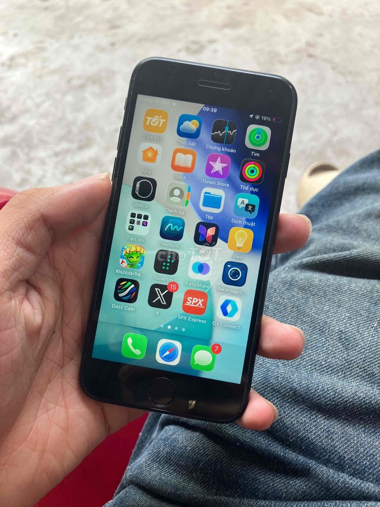 Apple iPhone SE 2020 Đen. Mua bán Điện thoại tại Huyện Thường Tín Hà Nội được đăng bởi THÀNH ĐẠT hình 1
