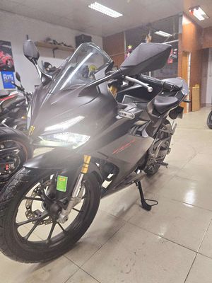 cbr150 siêu đẹp,Đen nhám 7000km. QuýMotor cycle. Mua bán Xe máy tại Quận Thanh Khê Đà Nẵng được đăng bởi Quý Moto Cycle 21 điện biên phủ Đà Nẵng
