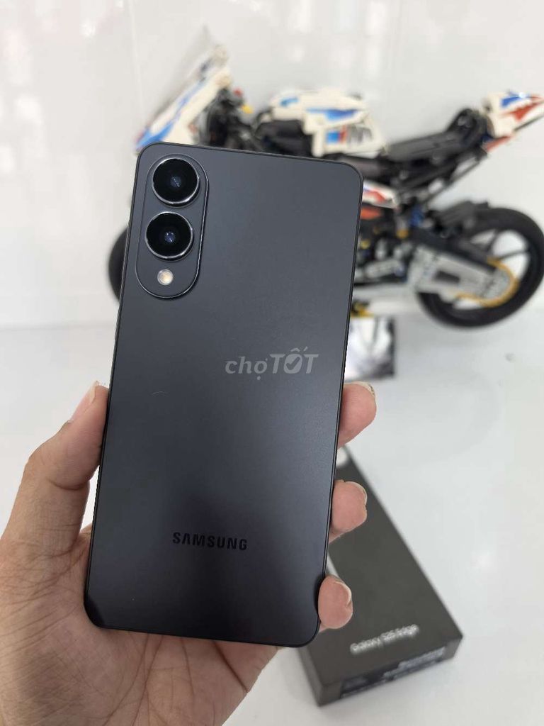 Samsung Galaxy S25 Edge 256GB Đen Đã sử dụng. Mua bán Điện thoại tại Quận Ninh Kiều Cần Thơ được đăng bởi Lê Khang hình 1