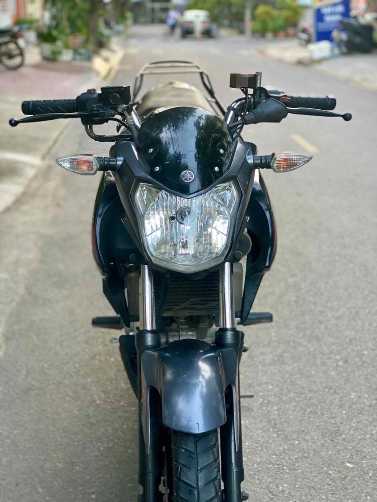 🌈 Красивая столярная машина Yamaha FZ150Fi 👉 С РАССРОЧКОЙ