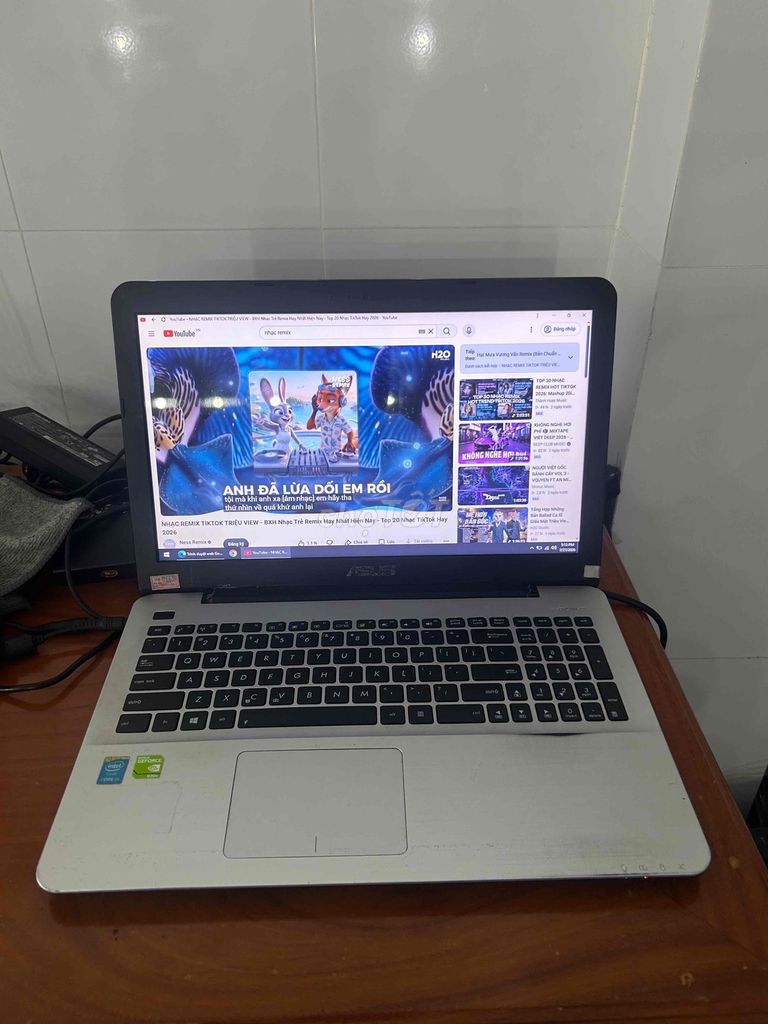 HP N3710 15.6 inch 4GB/128GB Bạc Like New. Mua bán Laptop tại Thành phố Long Xuyên An Giang được đăng bởi Hoàng hình 1