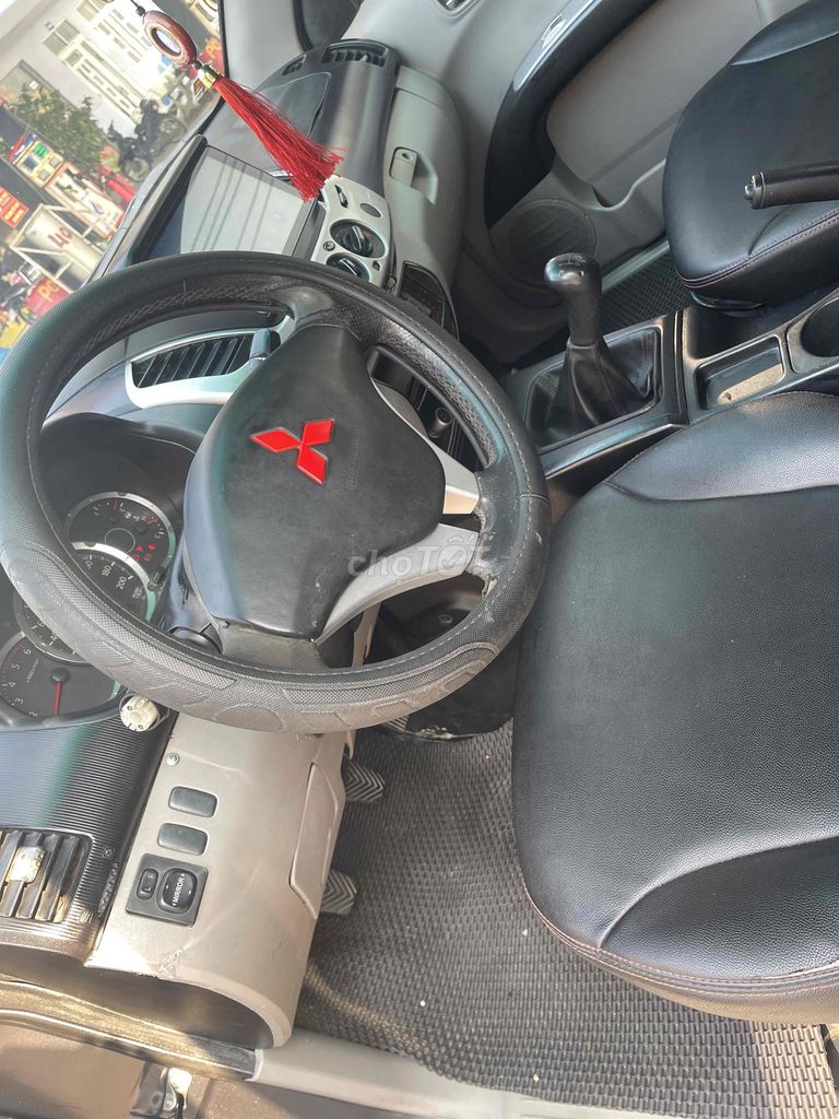 Mitsubishi Triton 2009 photo 5