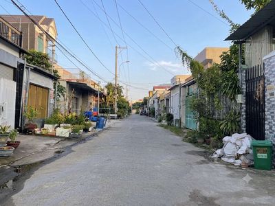 CHỦ NỢ BÁN GẤP! NHÀ LÊ THỊ LƠ 3 TẦNG 67M2 GẦN CHỢ HÓC MÔN - 2.95 TỶ