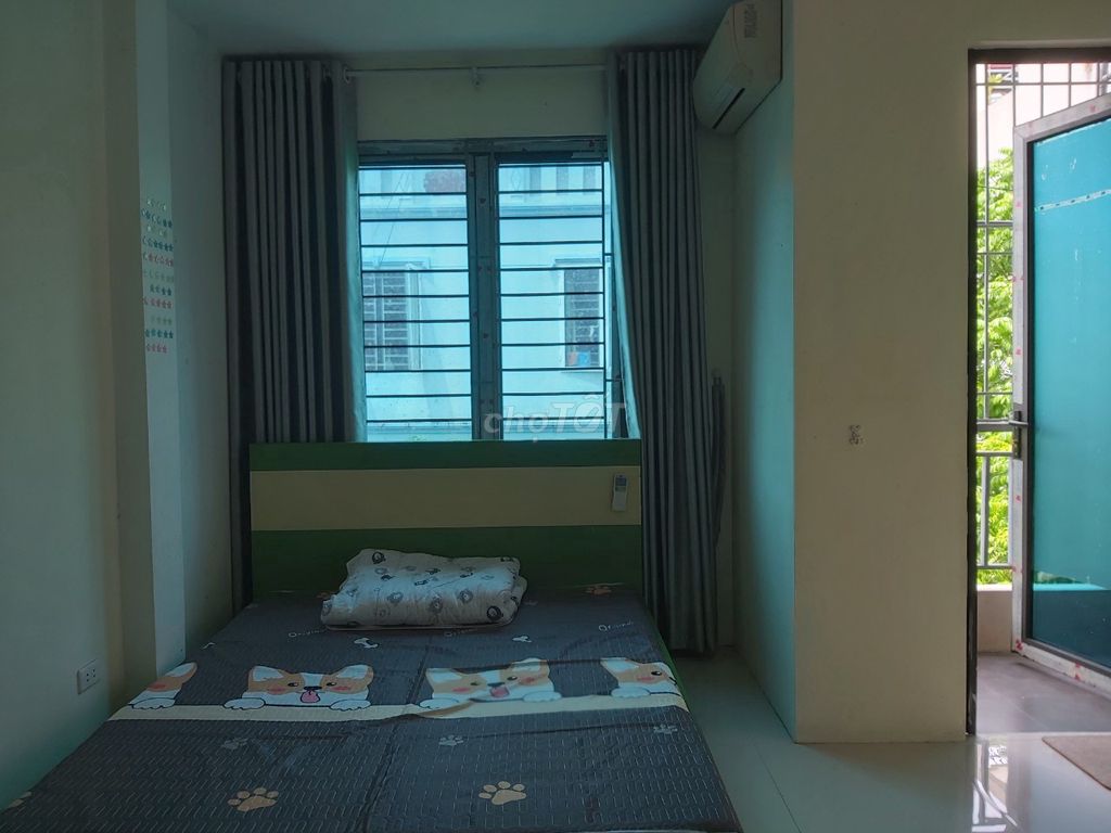 PHÒNG TRỌ KHÉP KÍN 25M2 GIÁ RẺ KĐT XA LA,Q.HÀ ĐÔNG