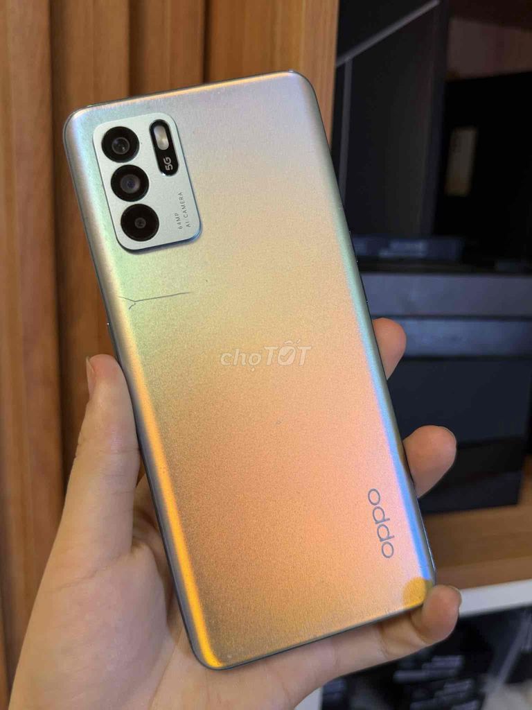 Oppo Reno6 Z 5G 128GB Bạc. Mua bán Điện thoại tại Quận Cầu Giấy Hà Nội được đăng bởi Thanh Thoa hình 1