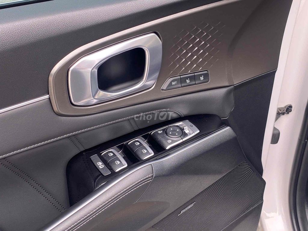 KIA SORENTO SIGNATURE FULL DẦU ZJN 99%. Mua bán Ô tô tại Quận Long Biên Hà Nội được đăng bởi DUONGMINH AUTO  hình 15