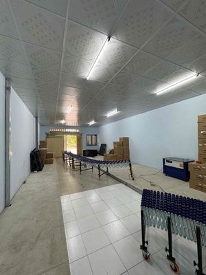 Аренда · 1 комн. · 141 м² · Huyện Nhà Bè, ул. Đường Huỳnh Tấn Phát