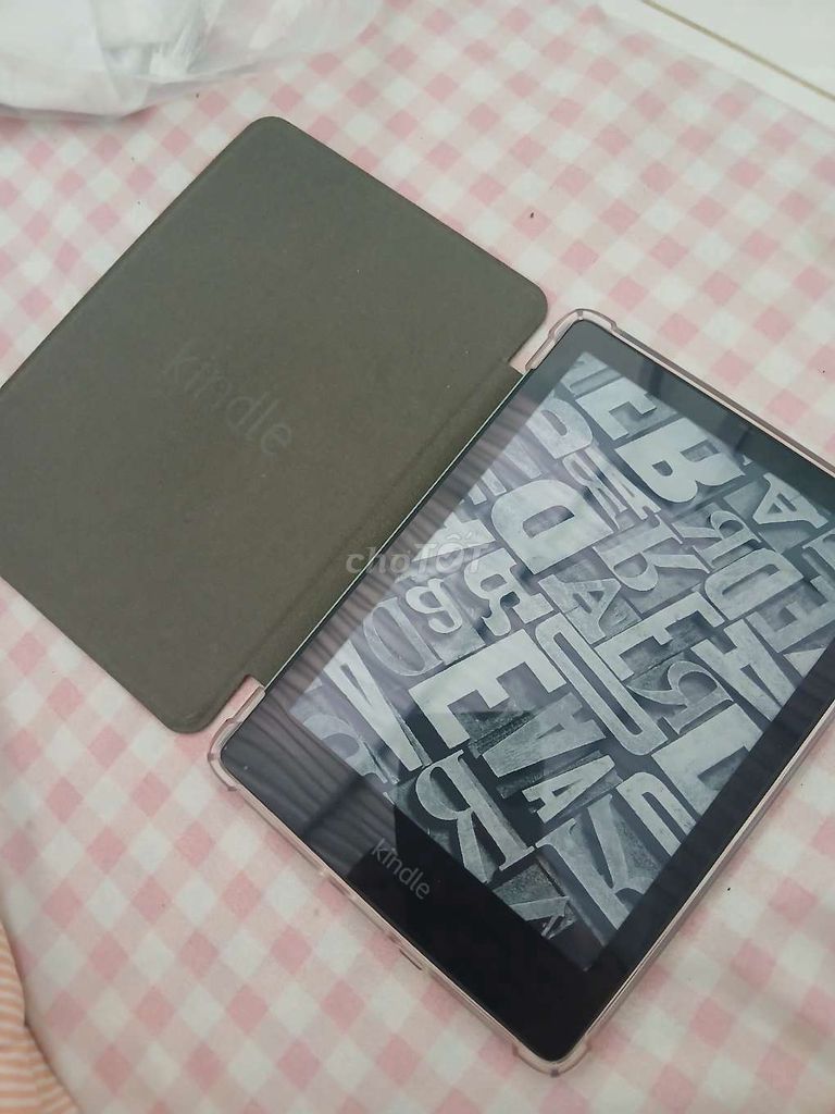 Máy đọc sách Kindle Paperwhite 5 Đen. Mua bán Máy tính bảng tại Quận Bình Thạnh Tp Hồ Chí Minh được đăng bởi Mỹ Uyên hình 1