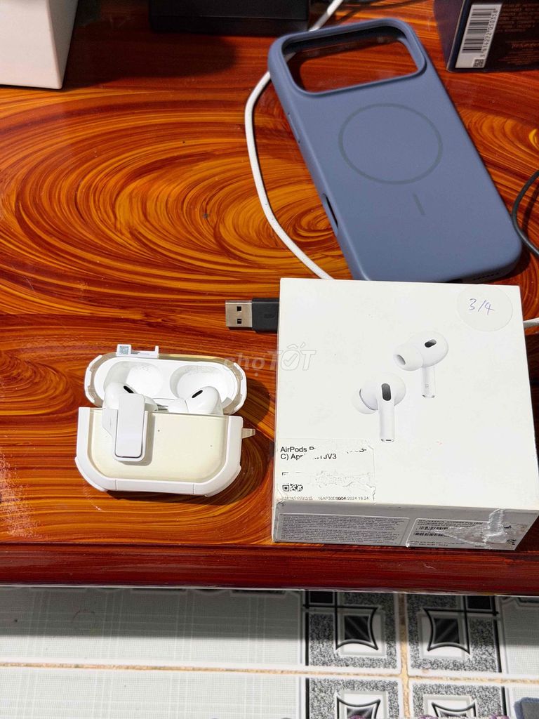 Tai nghe Apple AirPods Pro 2 Type C Trắng. Mua bán Tivi, Âm thanh tại Huyện Chợ Gạo Tiền Giang được đăng bởi Tung hình 1