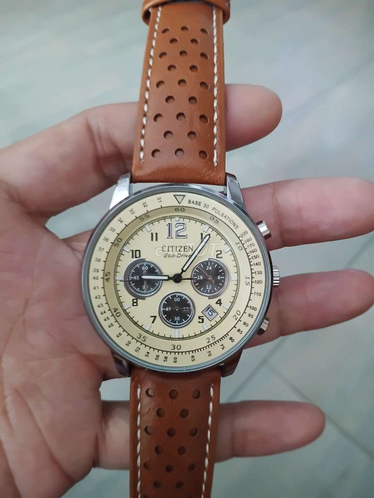 Đồng hồ Citizen dây da nâu máy Nhật. Mua bán Đồng hồ tại Quận Liên Chiểu Đà Nẵng được đăng bởi Cu hình 1