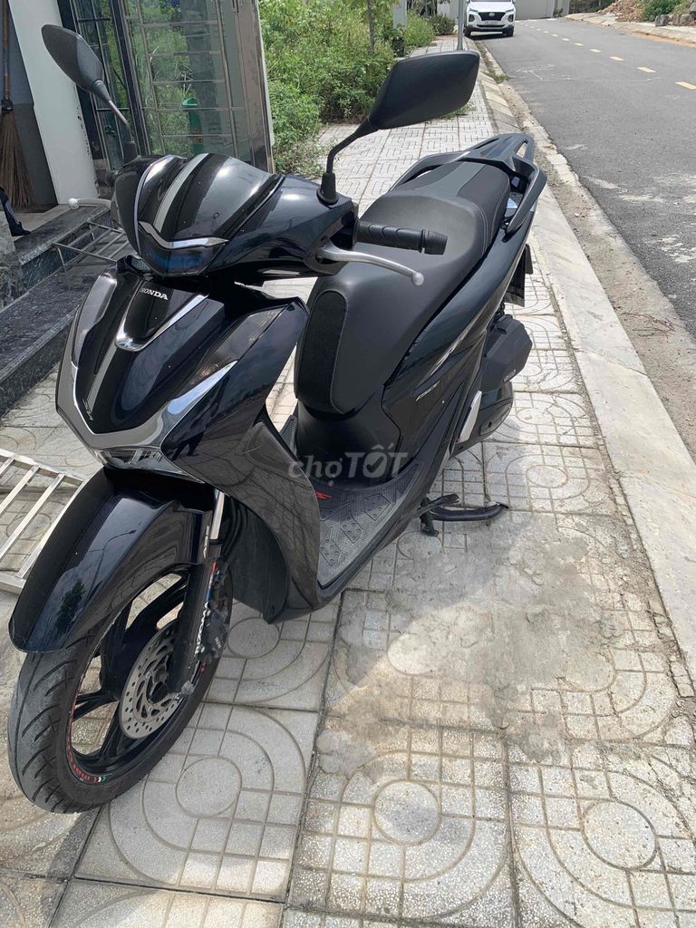 Chính chủ cần bán SH150 CBS đklđ 2021. Mua bán Xe máy tại Huyện Thuỷ Nguyên Hải Phòng được đăng bởi hieu nguyenminh hình 1