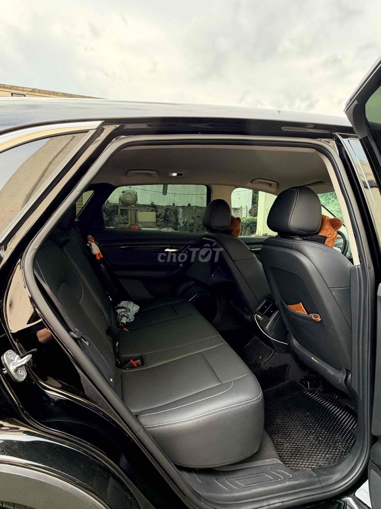Vinfast VF8 Eco 2024 Черный 27000 км