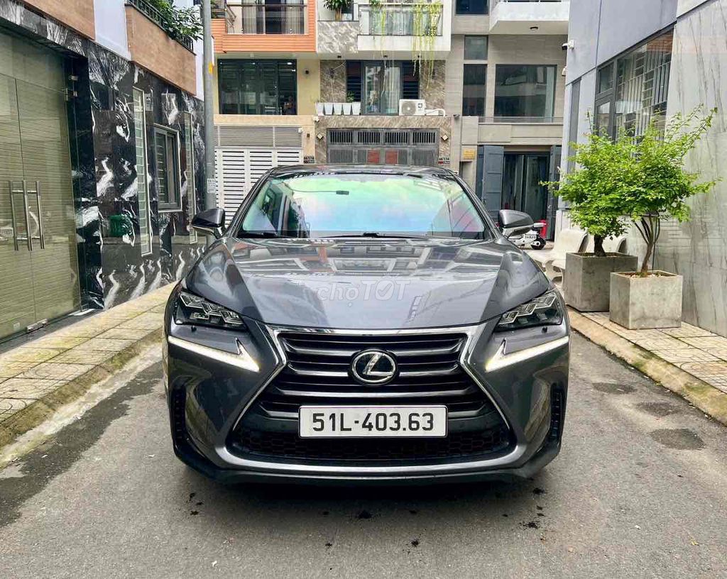 LEXUS NX 200T 2015 ODO 62.000KM XE GIA ĐÌNH ĐẸP