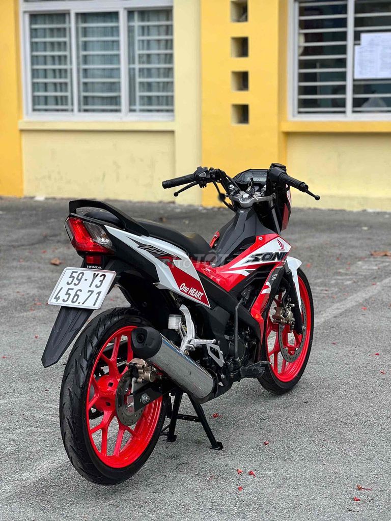 HONDA SONIC BSTP 34567 chính chủ. Mua bán Xe máy tại Thành phố Thủ Đức Tp Hồ Chí Minh được đăng bởi Xe Máy Nguyễn Phụng hình 3
