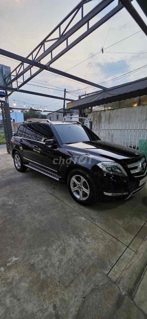 Мерседес-Бенц GLK300 2012 черный Вьетнам