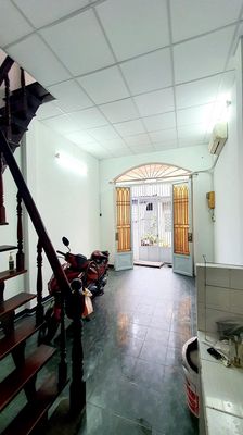 Nguyên căn 3,8 x 7,5m trệt 1lầu, hxh nguyễn sơn. Cho thuê nhà ở tại Quận Tân Phú Tp Hồ Chí Minh được đăng bởi Khoa nguyễn