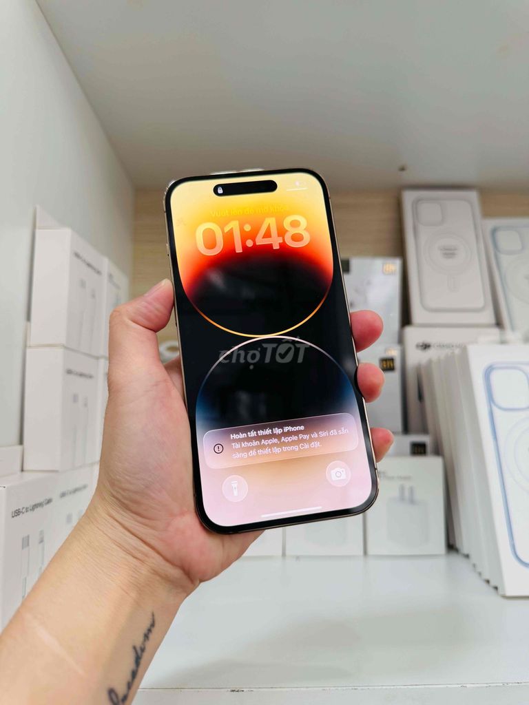 Apple iPhone 14 Pro 256GB Vàng. Mua bán Điện thoại tại Thành phố Long Xuyên An Giang được đăng bởi Khoa Knmobile An Giang hình 1