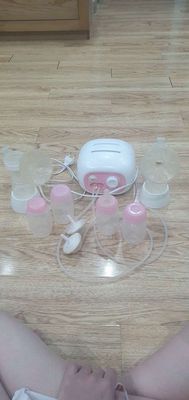 Máy hút sữa Unimom hàn quốc. Mua bán Mẹ và bé tại Quận Hoàng Mai Hà Nội được đăng bởi Nguyễn Trang
