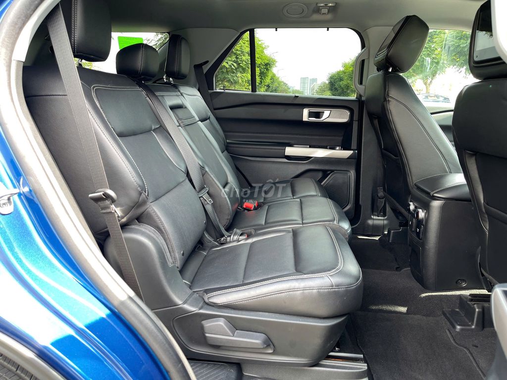 Ford Explorer Limited 2023  - 17000 km. Mua bán Ô tô tại Quận 10 Tp Hồ Chí Minh được đăng bởi Trần Hoàng Long hình 6