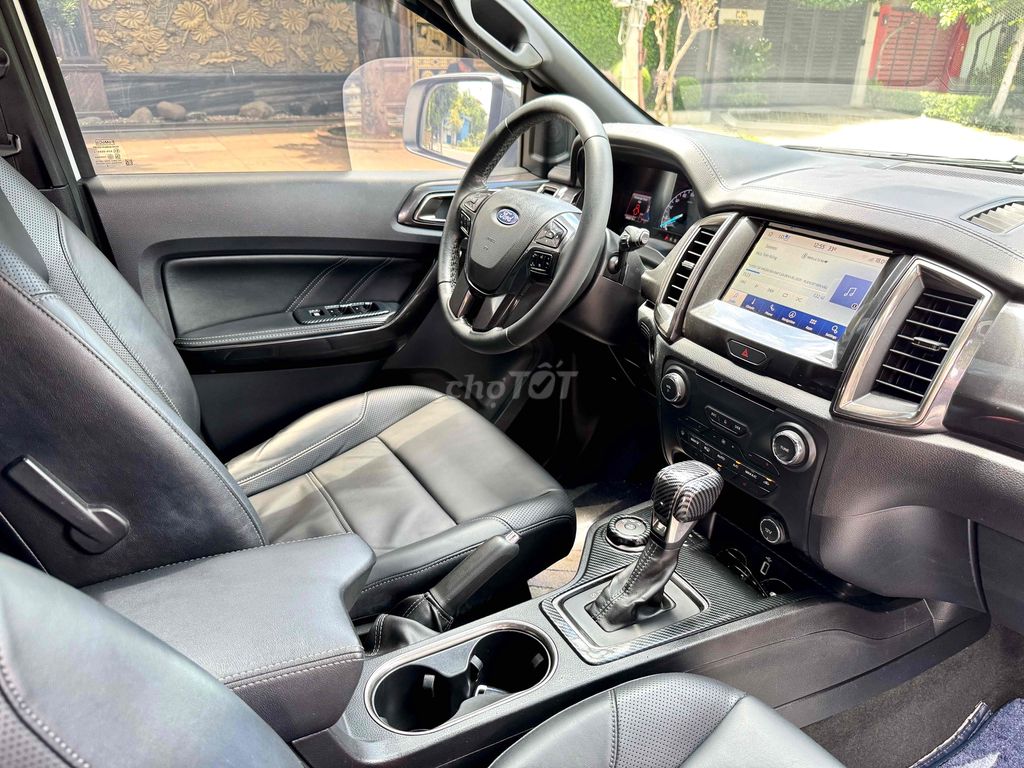 Ford Everest 2019 Titanium 2.0L AT 4x4. Mua bán Ô tô tại Quận 12 Tp Hồ Chí Minh được đăng bởi Hoàng Huy hình 12