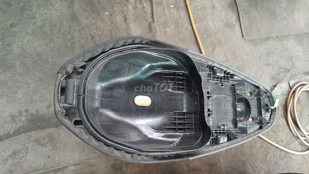 Yên xe vision honda 2019. Mua bán Phụ tùng xe tại Quận Bình Tân Tp Hồ Chí Minh được đăng bởi Bé Hằng  hình 4