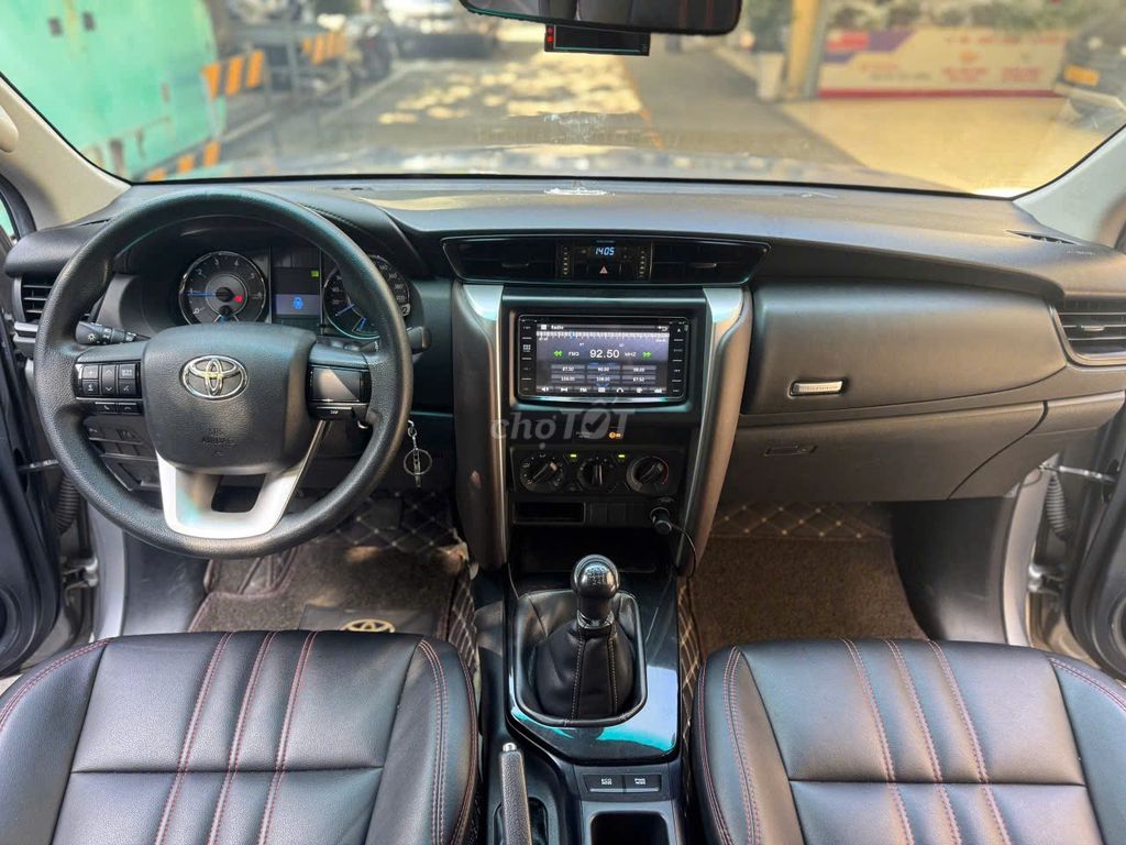 Máy dầu - FORTUNER 2.4G 2017 - Xe 1 Chủ - Giá TL. Mua bán Ô tô tại Quận Gò Vấp Tp Hồ Chí Minh được đăng bởi Thanh Trang Toyota Sure hình 7