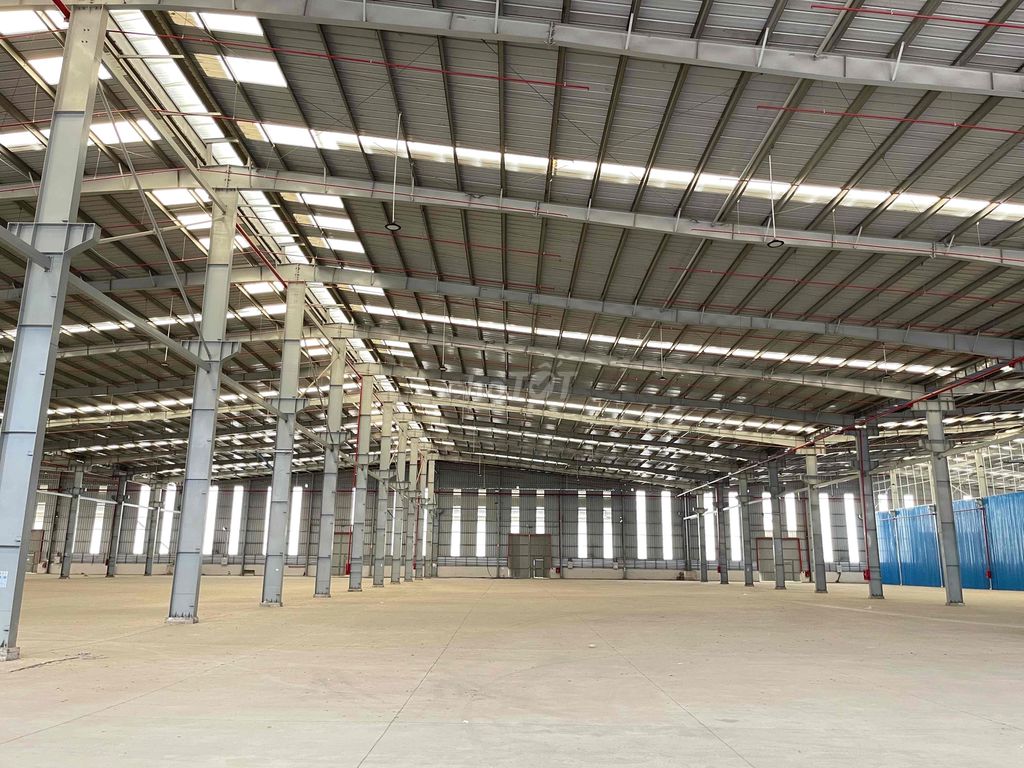 2000m2 Diện tích nhà xưởng cho thuê sản xuất hay chứa hàng tại Long An. Cho thuê văn phòng, mặt bằng kinh doanh tại Huyện Bến Lức Long An được đăng bởi KHOXUONGVIPVN hình 1