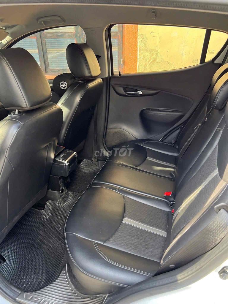 VinFast Fadil 2019 1.4 AT Premium - 60000 km. Mua bán Ô tô tại Quận Cẩm Lệ Đà Nẵng được đăng bởi Nguyễn Tuấn Vũ hình 3