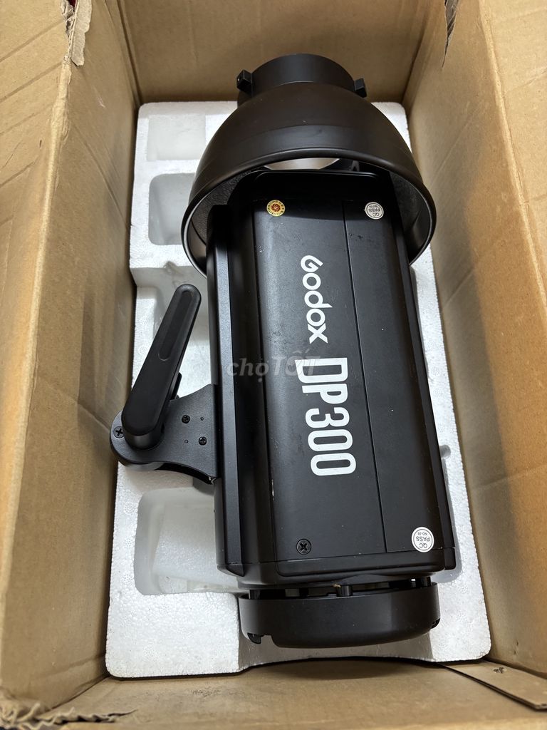 Đèn flash studio Godox DP300 Đen. Mua bán Máy ảnh, Máy quay tại Quận 5 Tp Hồ Chí Minh được đăng bởi Tiến HĐ hình 1