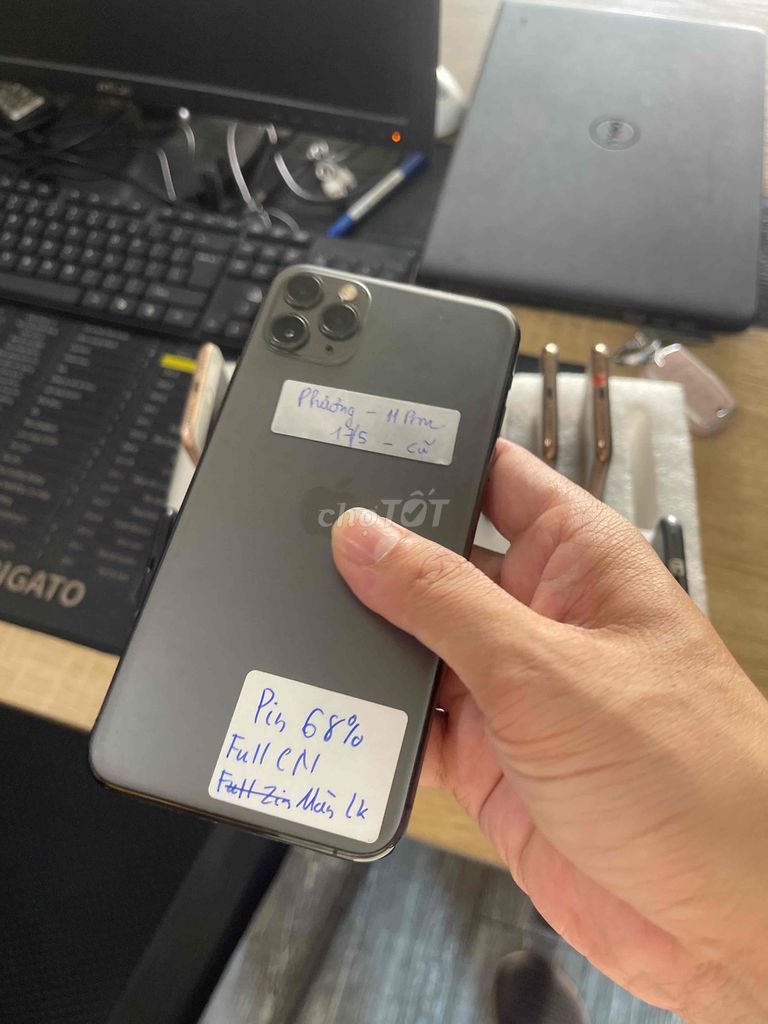 Apple iPhone 11 Pro max còn 5 xat. Mua bán Điện thoại tại Quận Cẩm Lệ Đà Nẵng được đăng bởi Sim Số Đại Tài hình 1