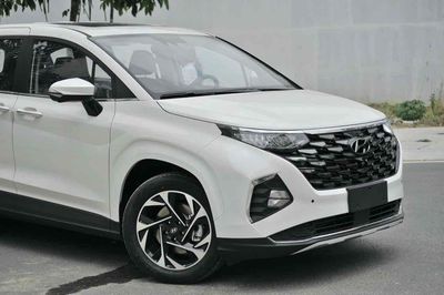 Hyundai Custin 2024 chỉ từ 180 Triệu nhận xe