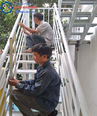 Làm Cầu Thang Sắt Tại Biên Hoà - Đồng Nai