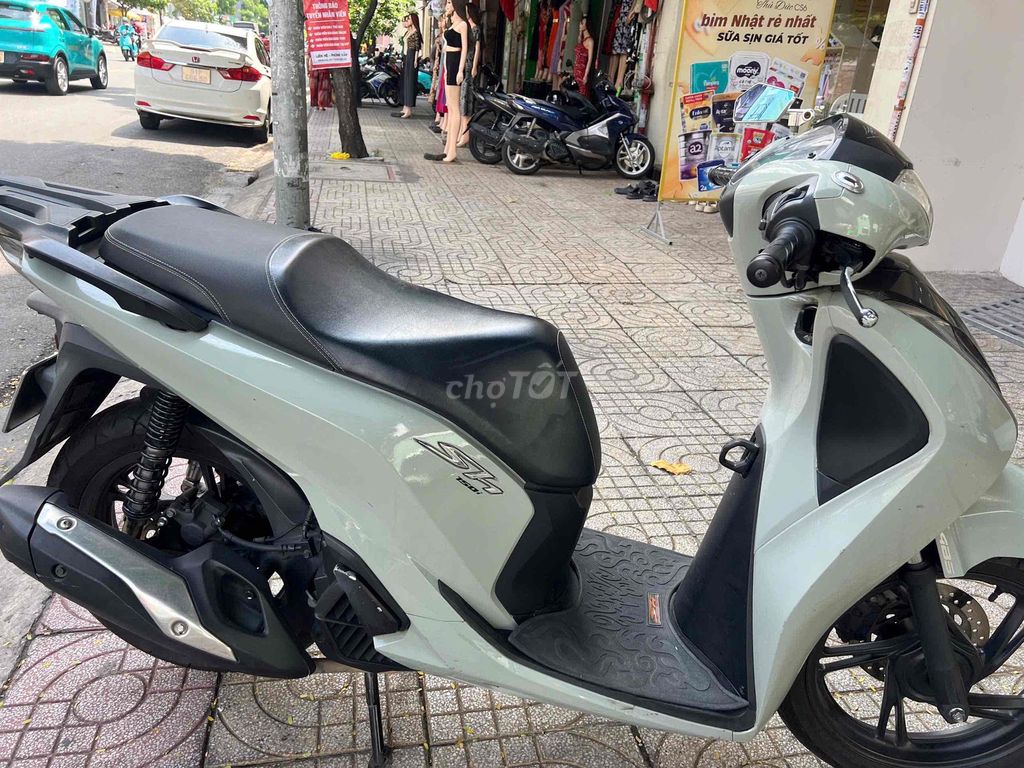 Honda SH 150 2019 Mới 99%. Mua bán Xe máy tại Quận Tân Phú Tp Hồ Chí Minh được đăng bởi BĐS Sài Gòn hình 3