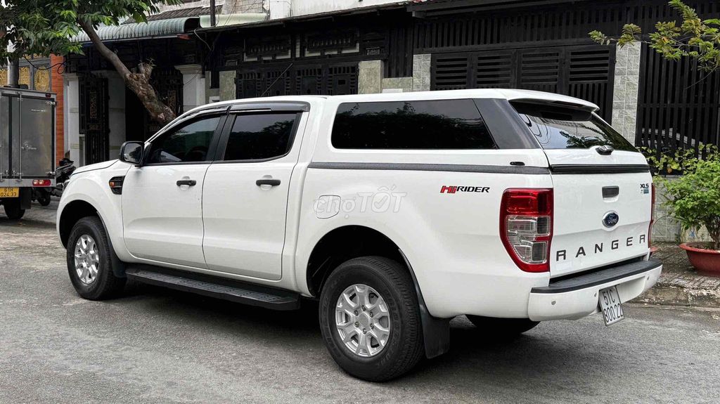 🔥 FORD RANGER XLS AT 1 CẦU – ĐỜI 2015 / ĐK 2016 –. Mua bán Ô tô tại Thành phố Dĩ An Bình Dương được đăng bởi Huy Luân Auto hình 4