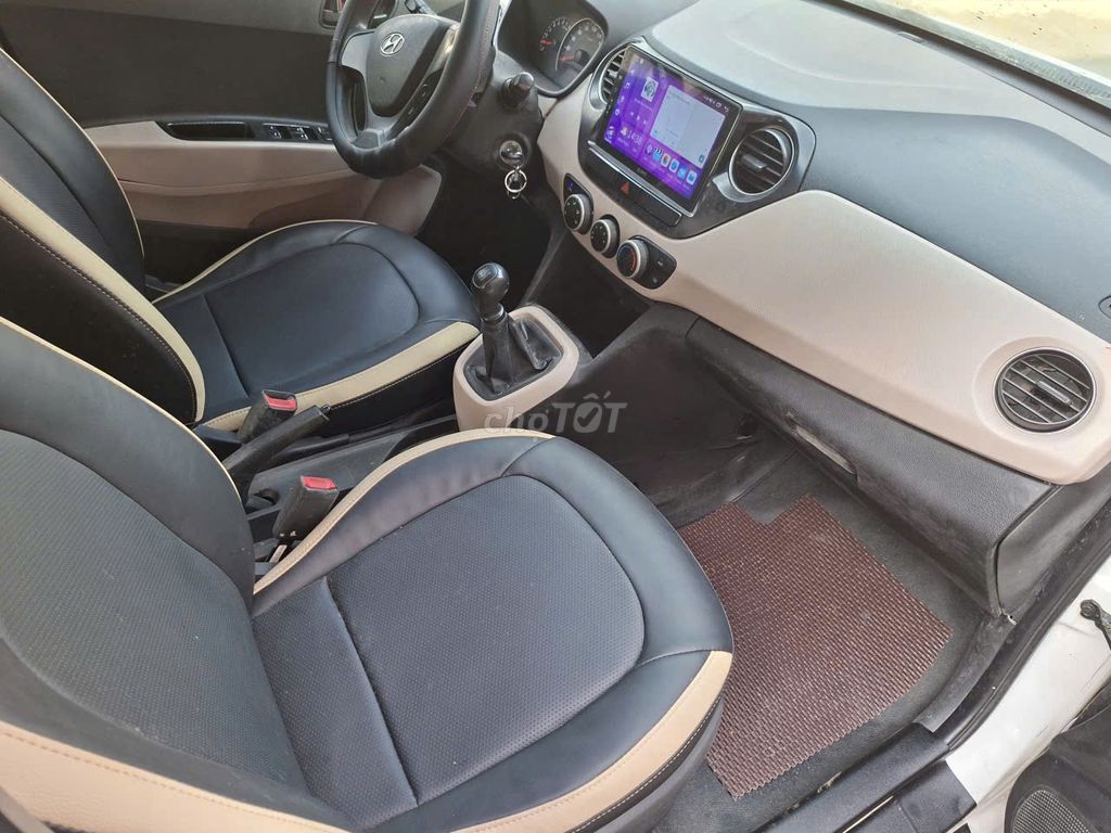 Hyundai Grand i10 Trắng. Mua bán Ô tô tại Huyện Yên Thành Nghệ An được đăng bởi Hai hình 6