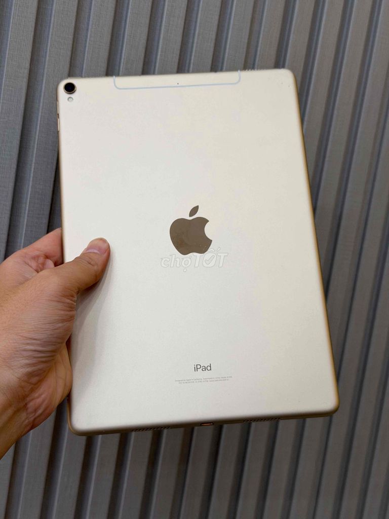 iPad Pro 10.5in 512GB WF+5G Đẹp 98% 120hz rentina. Mua bán Máy tính bảng tại Quận Ninh Kiều Cần Thơ được đăng bởi Quý Mobile Cần thơ hình 1