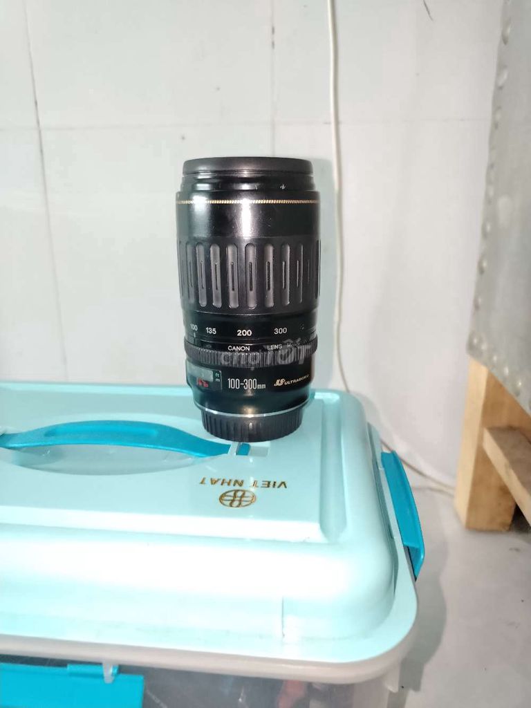 Lens canon 100 300 usm. Mua bán Máy ảnh, Máy quay tại Thành phố Thủ Dầu Một Bình Dương được đăng bởi nguyễn hình 1