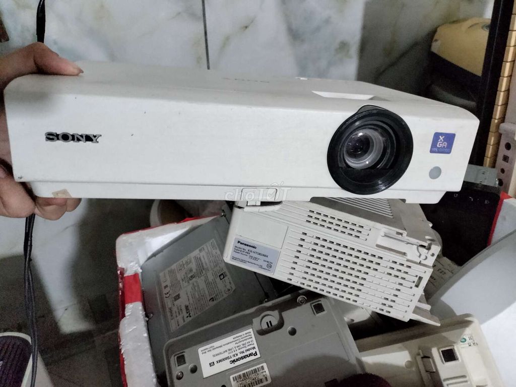 Máy chiếu Sony VPL-DX100 Trắng ib zl. Mua bán Đồ dùng văn phòng tại Quận Gò Vấp Tp Hồ Chí Minh được đăng bởi phúc nk hình 1