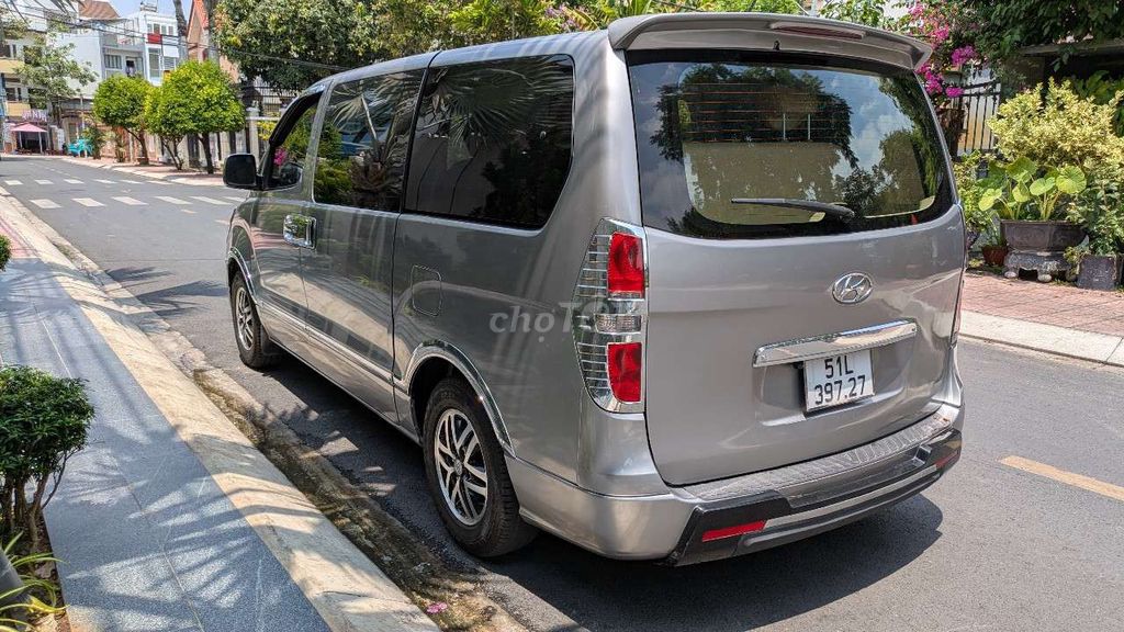 Hyundai Starex 9 chỗ máy dầu, 2.5D số sàn.. Mua bán Ô tô tại Quận 8 Tp Hồ Chí Minh được đăng bởi Vu Van Minh hình 4