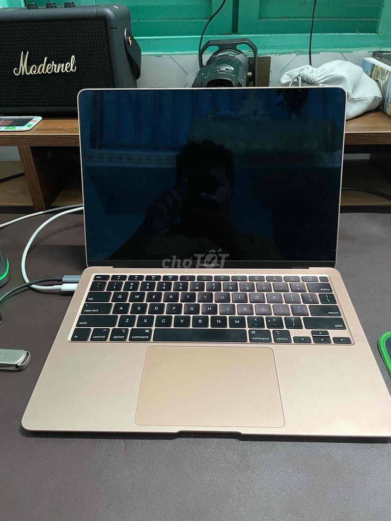 Apple Macbook Air 2020 i3 8GB/256G. Mua bán Laptop tại Thành phố Thuận An Bình Dương được đăng bởi Binh Do hình 1