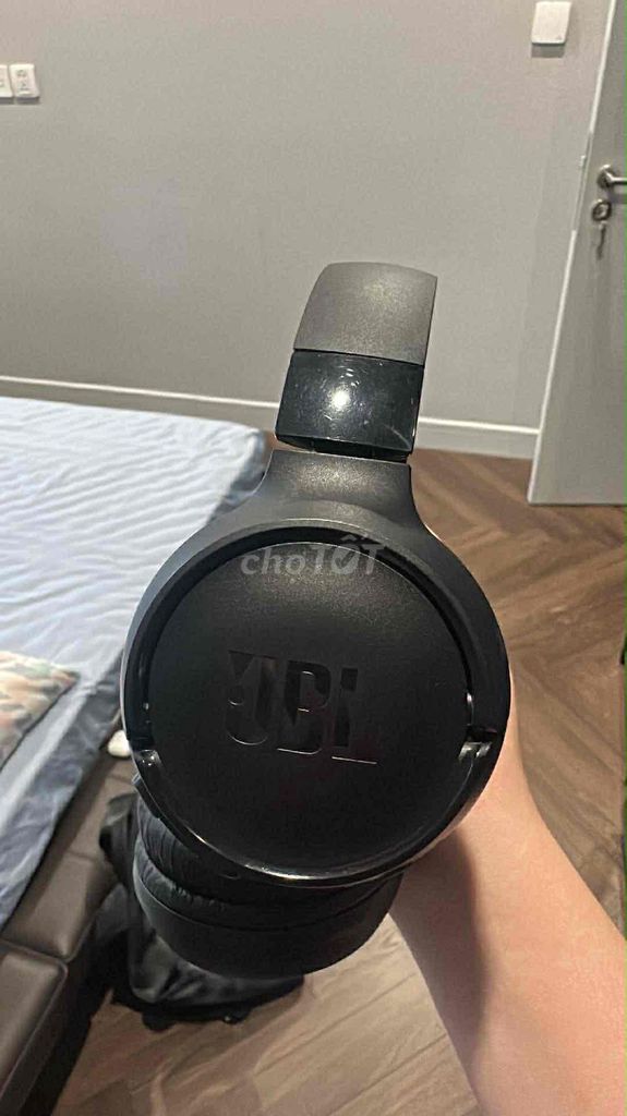 Tai nghe JBL Không dây Đen. Mua bán Thiết bị đeo thông minh tại Quận Bắc Từ Liêm Hà Nội được đăng bởi Đức Nguyễn hình 1